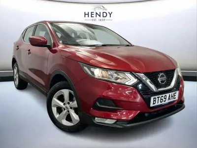 Used Nissan Qashqai Acenta Premium 138 HP (101 kW) 2020 Red SUV
