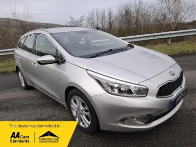 Used Kia Ceed Sportswagon 126 HP (92 kW) 2015 Silver Estate