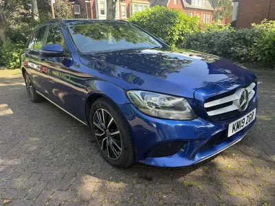 Used Mercedes C220 SE 2019 Blue Estate