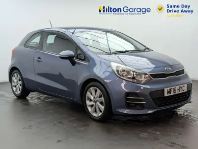 Used Kia Rio 109 HP (80 kW) 2015 Blue Hatchback