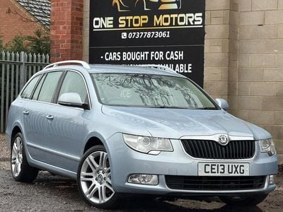 Blue Used 2013 Skoda Superb Elegance Estate | £4,295 (Super price)