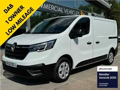 Used Renault Trafic Business 130 HP (95 kW) 2022 Glacier white