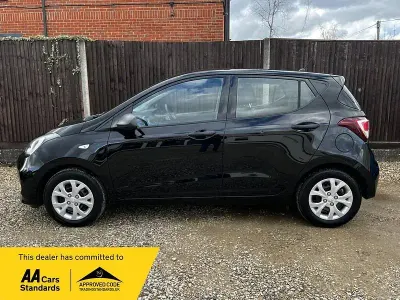 Używany Hyundai i10 67 KM (49 kW) 2018 Czarny Hatchback