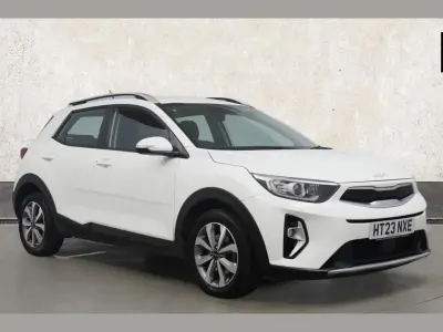 Used Kia Stonic 99 HP (72 kW) 2023 White SUV