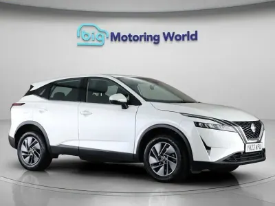 Used Nissan Qashqai Acenta Premium 140 HP (102 kW) 2023 White SUV