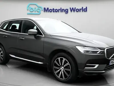 Usado Volvo XC60 Inscription 390 CV (286 kW) 2020 Gris SUV
