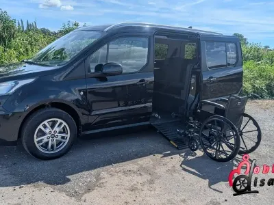 Used Ford Grand Tourneo Connect Titanium 120 HP (88 kW) 2021 Black MPV