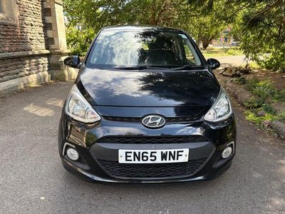 Black Used 2015 Hyundai i10 Premium Hatchback | £3,999 (Fair price)