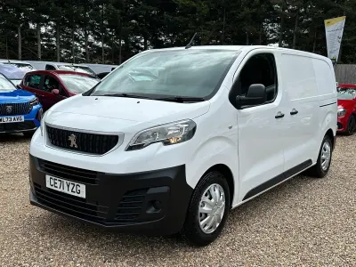 Used Peugeot Expert S 2021 White Van