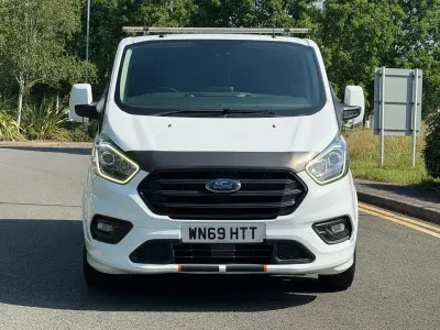 Used Ford Transit Custom Sport 170 HP (125 kW) 2019 White Van