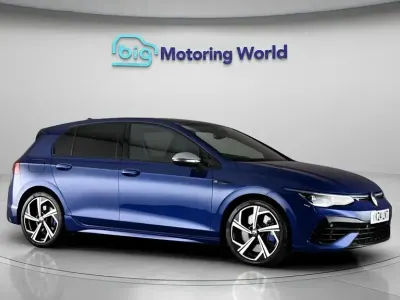 Second-hand VW Golf VIII R 320 CP (235 kW) 2024 Albastru Hatchback