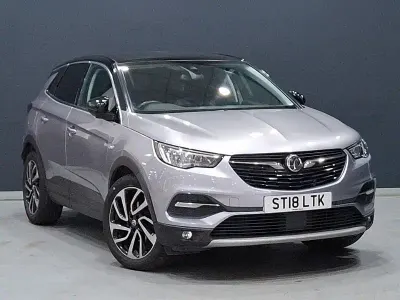Used Vauxhall Grandland X Elite 130 HP (95 kW) 2018 Grey SUV