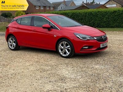 Used Vauxhall Astra SRi 150 HP (110 kW) 2016 Red Hatchback