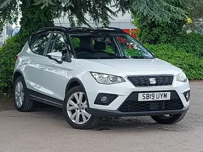 Used Seat Arona SE Technology 95 HP (69 kW) 2019 White SUV