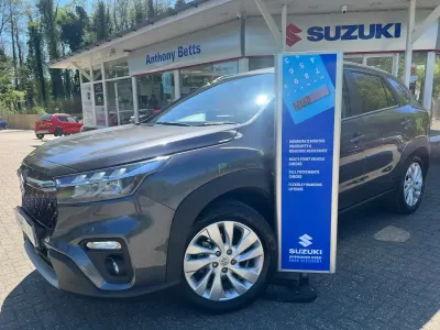 Używany Suzuki SX4 115 KM (84 kW) 2024 Szary Hatchback