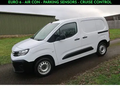 Used Peugeot Partner 131 HP (96 kW) 2024 White MPV