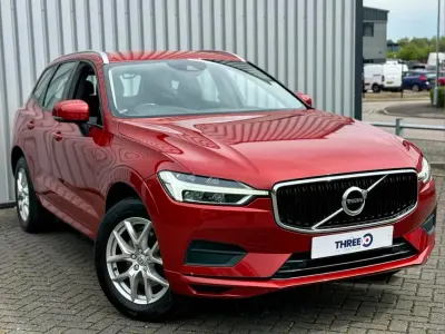 Used Volvo XC60 Momentum 194 HP (142 kW) 2020 Red SUV