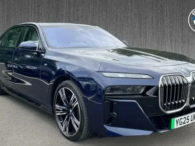 Used BMW i7 M Sport 330 kW (449 HP) 2025 Blue Sedan
