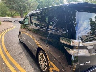 Used Toyota Alphard Edition 2014 Black metallic MPV