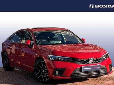 Crystal red Used 2025 Honda Civic Advance Hatchback | £31,390 (Fair price)
