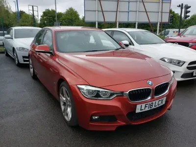 Begagnad BMW 330e M Sport 252 HK (185 kW) 2018 Orange Sedan