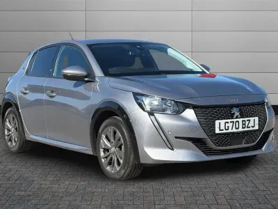 Second-hand Peugeot e-208 Allure 100 kW (136 CP) 2020 Gri Hatchback