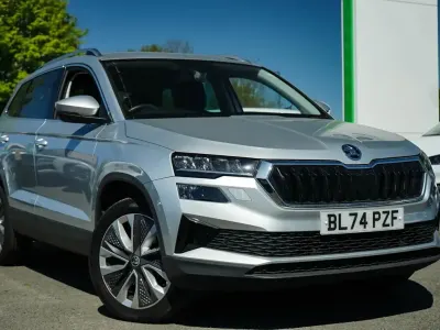Gebraucht Skoda Karoq SE L 150 PS (110 kW) 2024 Silber SUV