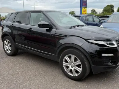 Used Land Rover Range Rover evoque SE 2018 Black Estate