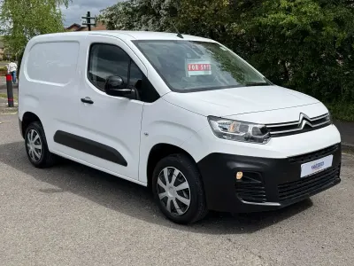 Used Citroën Berlingo 100 HP (73 kW) 2022 White MPV