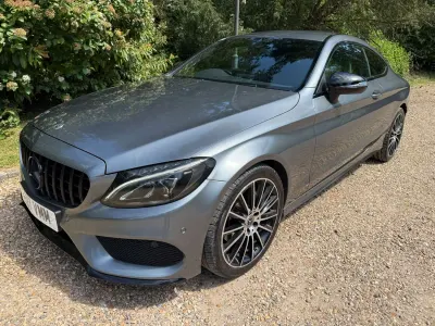Begagnad Mercedes C200 AMG line 2017 Grå Sportkupé