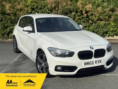 Used BMW 118 Sport Line 150 HP (110 kW) 2016 White Hatchback
