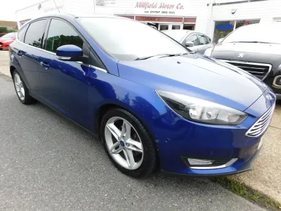 Used Ford Focus Titanium 125 HP (91 kW) 2014 Blue Hatchback