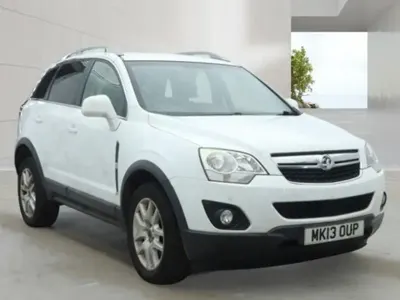 Używany Vauxhall Antara 184 KM (135 kW) 2013 Biały SUV
