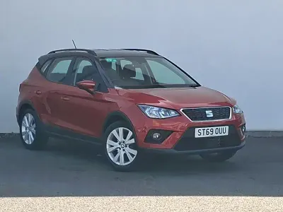 Used Seat Arona SE Technology 95 HP (69 kW) 2019 Red SUV
