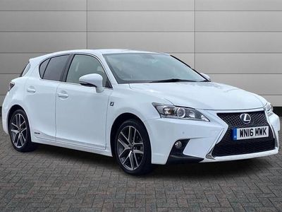 Lexus CT200h