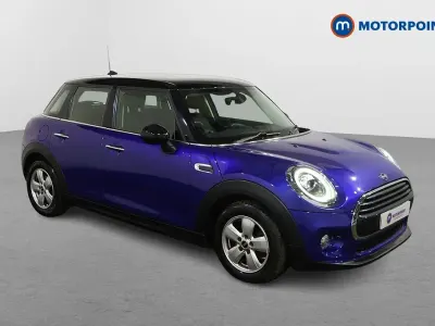 Używany Mini Cooper Hatch 136 KM (100 kW) 2018 Niebieski Hatchback
