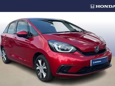 Used Honda Jazz Hybrid 106 HP (77 kW) 2020 Crystal red Hatchback