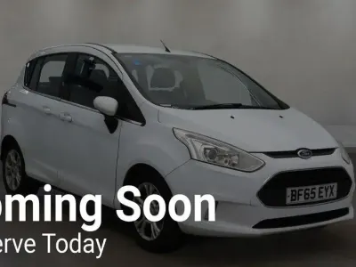 Used Ford B-MAX Zetec 2015 White MPV