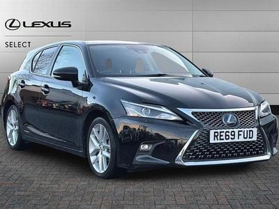 Lexus CT200h