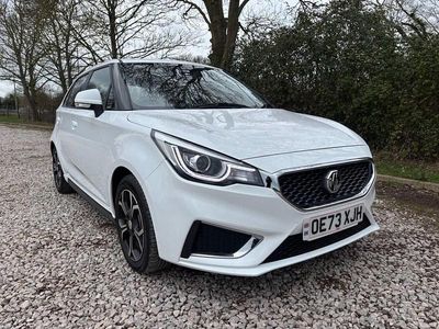 Used MG MG3 Exclusive 106 HP (77 kW) 2023 White Hatchback