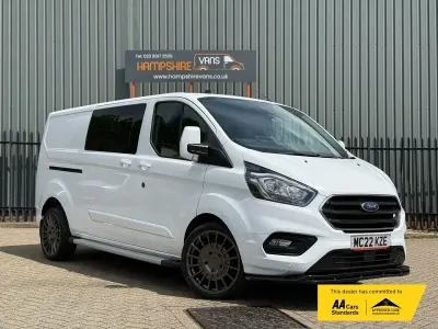 Used Ford Transit Custom Limited 130 HP (95 kW) 2022 White Van