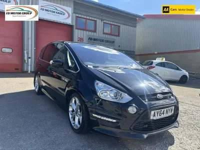 Używany Ford S-MAX Titanium X 163 KM (119 kW) 2014 Czarny Minivan