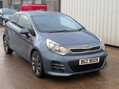 Used Kia Rio 84 HP (61 kW) 2016 Blue Hatchback