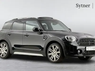 Begagnad Mini Cooper S Countryman Exclusive 176 HK (129 kW) 2023 Svart SUV