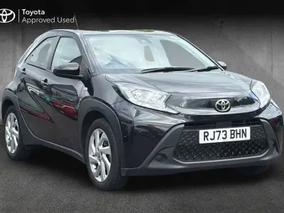 Used Toyota Aygo X PURE 72 HP (52 kW) 2023 Black SUV