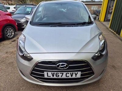 Used Hyundai ix20 Premium 125 HP (91 kW) 2017 Silver Hatchback