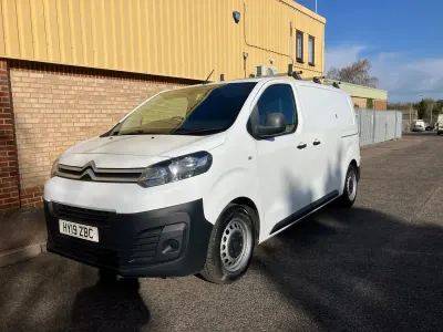 Usado Citroën Dispatch 2019 Branco Monovolume