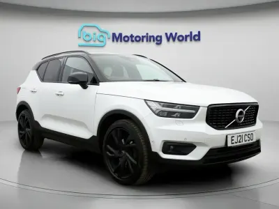 Used Volvo XC40 R-Design Pro 250 HP (183 kW) 2021 White SUV