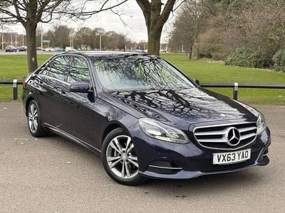 Begagnad Mercedes E220 SE 2014 Blå Sedan