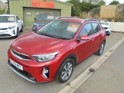 Red Used 2022 Kia Stonic SUV | £12,495 (Fair price)